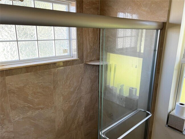 Building Photo - 6555 SW 62nd Ct