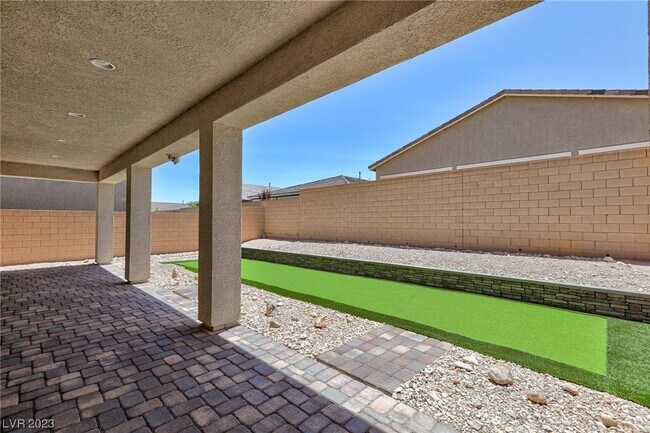 Building Photo - 10117 Heron Lake Ave