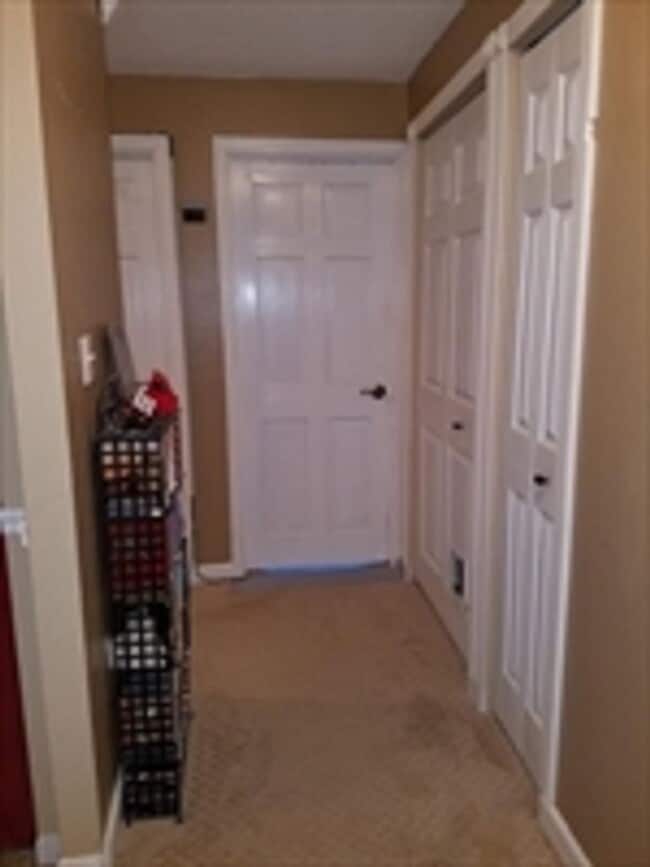 Building Photo - Modern Comfort Meets Convenience in This Stylish Franklin Condo