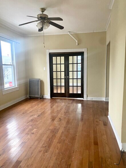 Building Photo - 800 Electric St