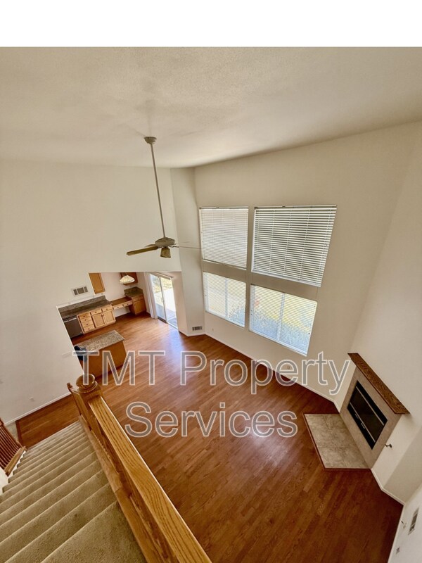 Building Photo - 2742 La Purisima Ave