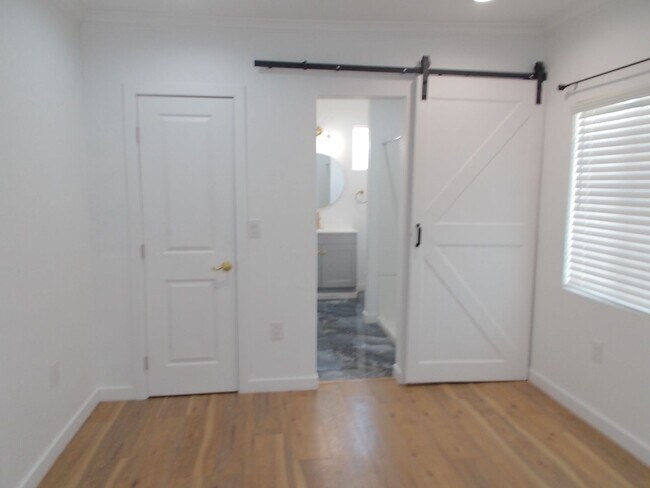 Building Photo - 245 N 23rd St
