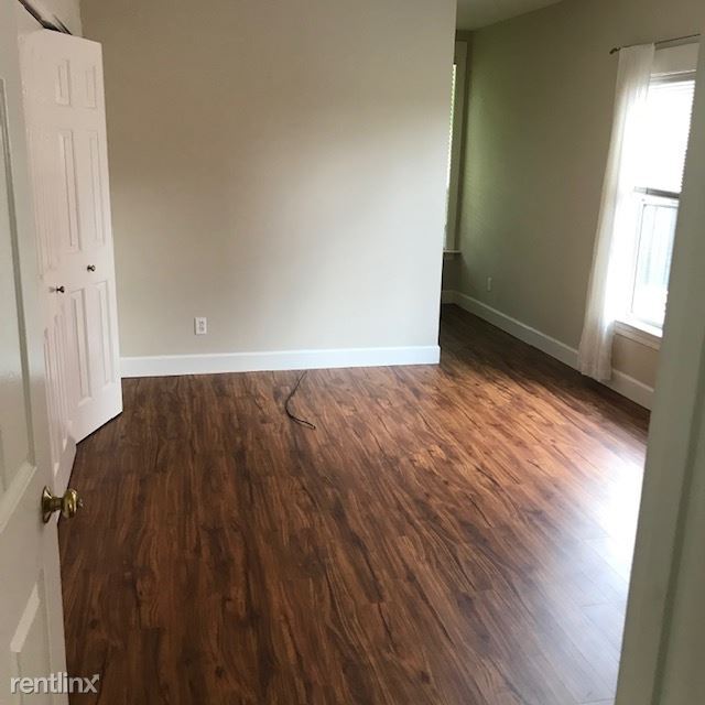 Building Photo - 4 br, 3 bath House - 42 Buena Vista Avenue