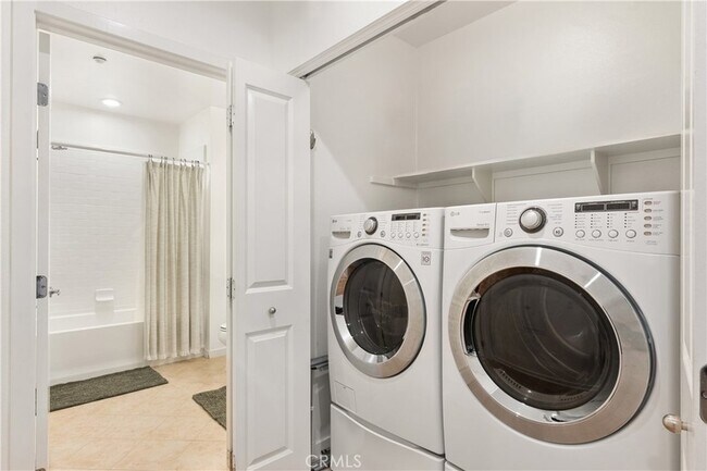 Building Photo - 21 Gramercy