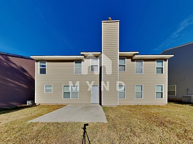 Building Photo - 513 Princeton Dr