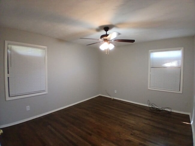 Building Photo - Nice 3 bedroom 2 bath Home For Rent