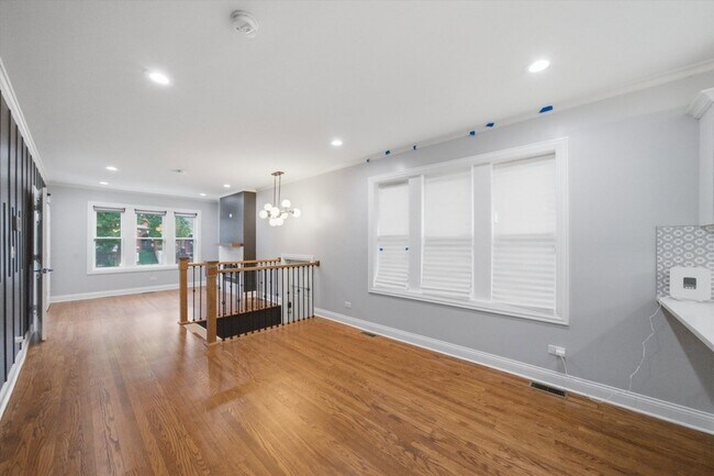 Building Photo - 8326 S Luella Ave