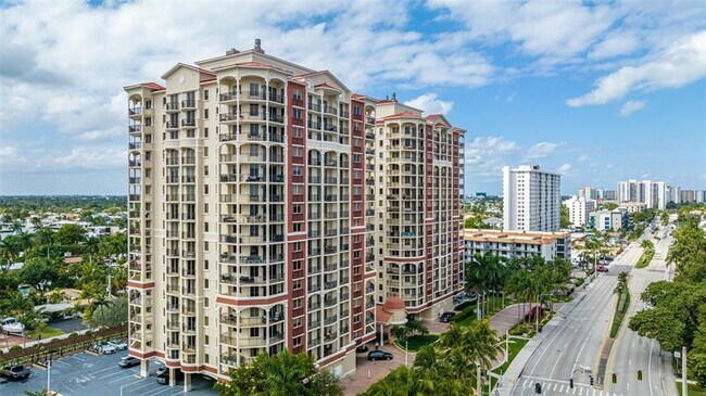 Building Photo - 2011 N Ocean Blvd