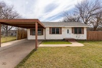 Building Photo - 1509 Blonde St