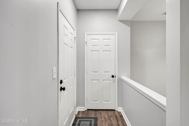 Building Photo - 4519 Sagedale Dr