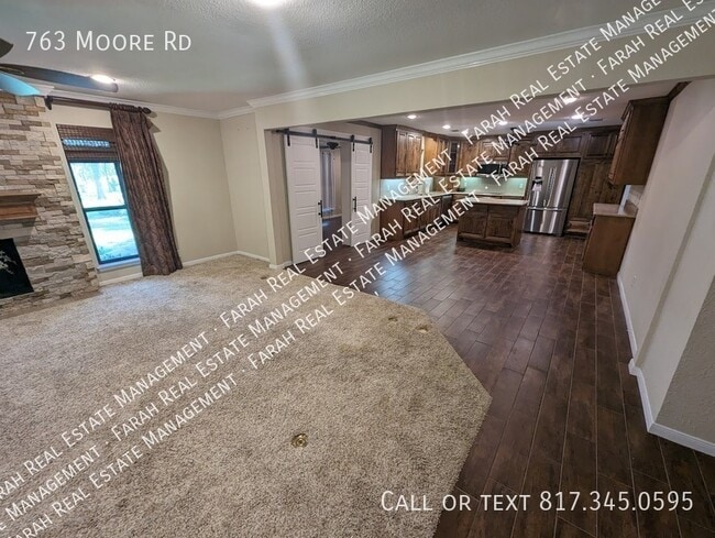 Building Photo - 763 Moore Rd