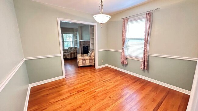 Building Photo - 4272 Springview Dr