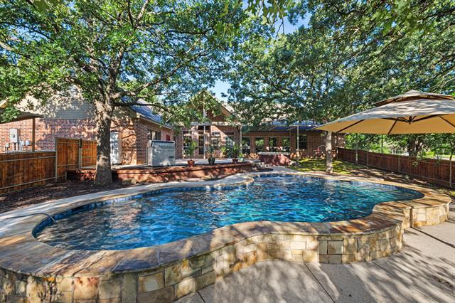 Building Photo - 19 Shady Creek Ln