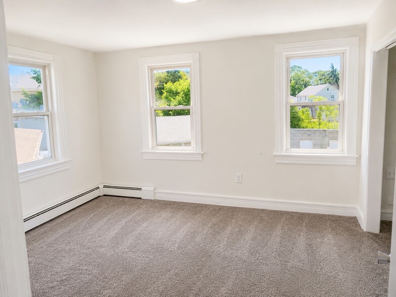 Bedroom 2 - 131 S 7th Ave