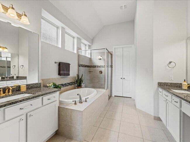 Building Photo - 17703 Olde Oaks Estate Ct