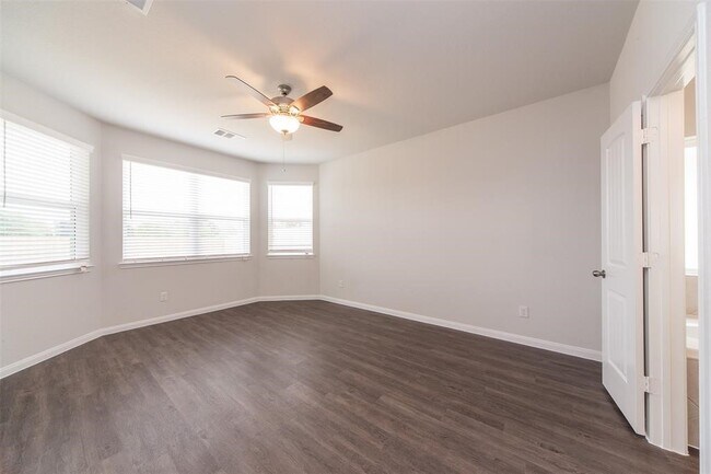 Building Photo - 2922 Orchid Ranch Dr