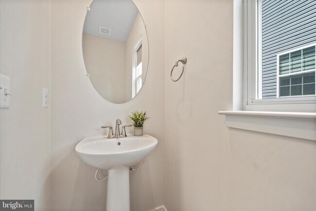 Building Photo - 2093 Whithorn Hl