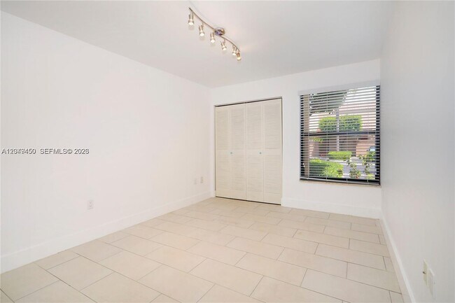 Building Photo - 8124 SW 87th Terrace