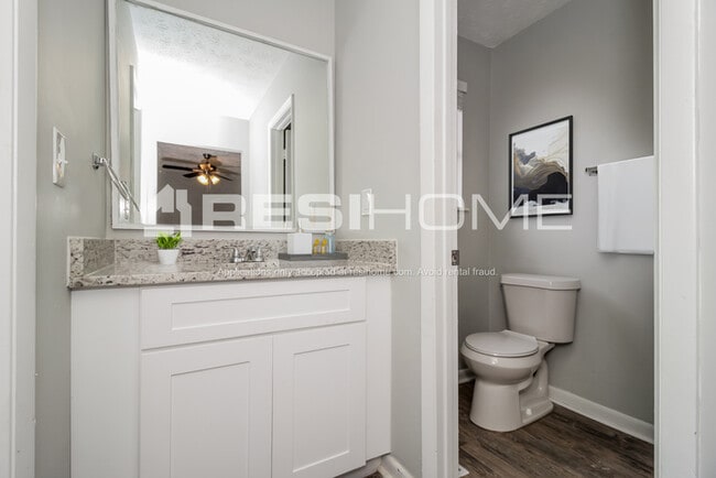 Building Photo - 2660 Sheffield Ct