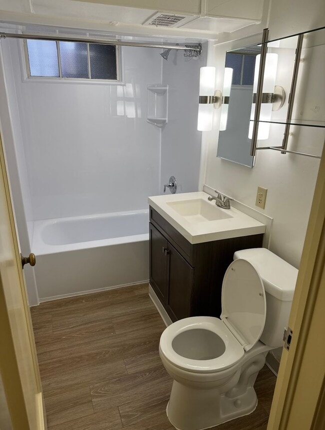 Building Photo - North End Apartment Basement Gem