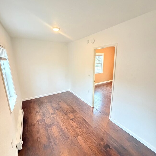 Building Photo - 18002 E Boone Ave