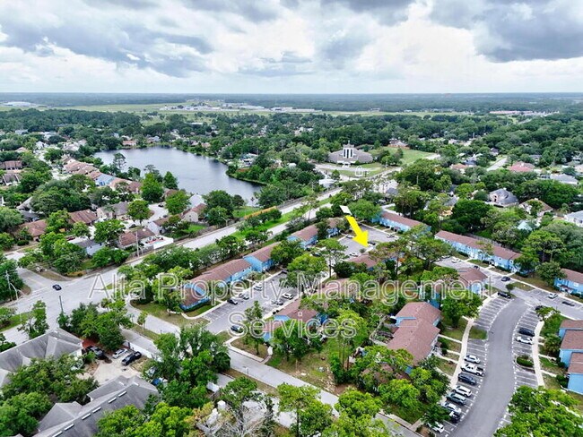 Building Photo - 11359 Bedford Oaks Dr