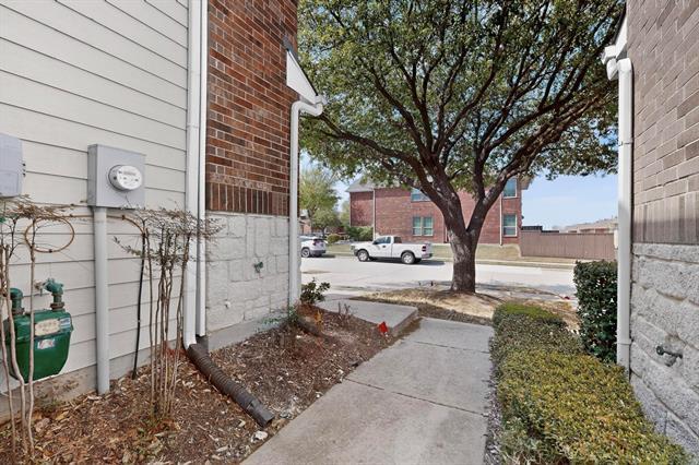 Building Photo - 8742 San Bernard St