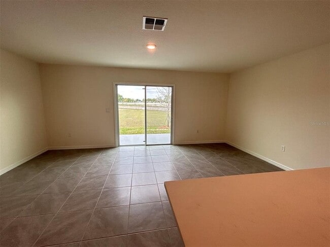 Building Photo - 8241 SW 67th Ave