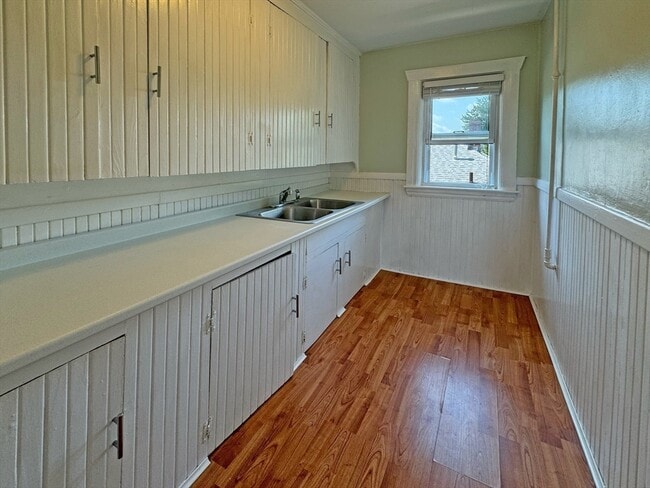 Building Photo - 28 Rodman St