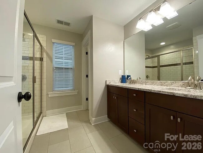 Building Photo - 2410 Woodward Ave