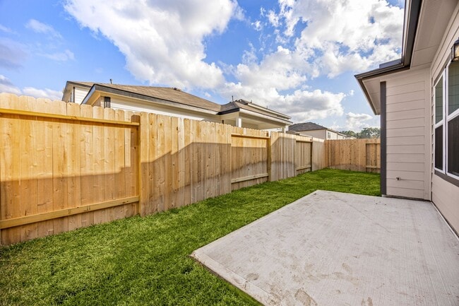 Building Photo - 302 Brazen Forest Trl