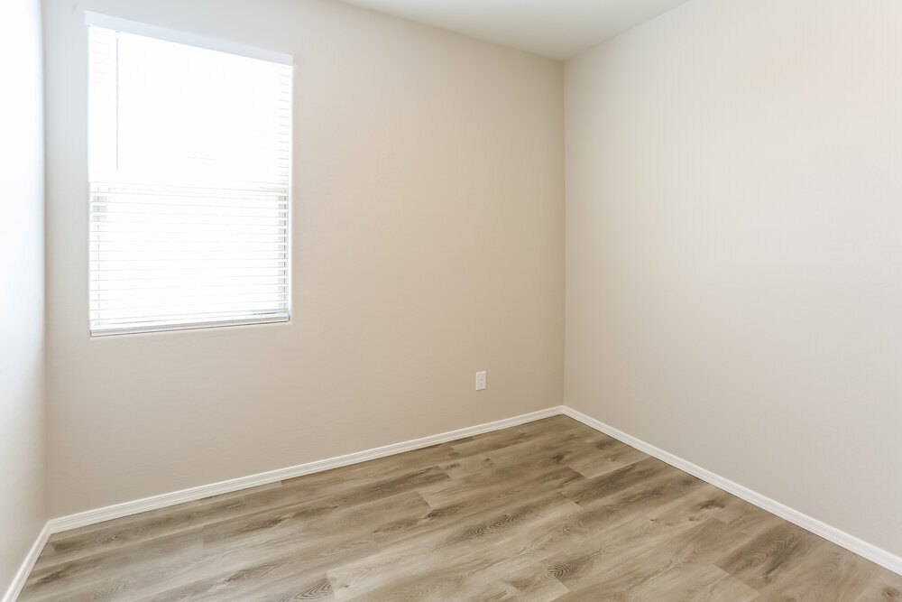 Building Photo - 6873 S Blue Hills Dr