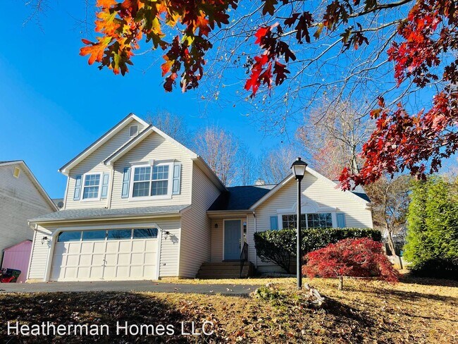 Primary Photo - 4 br, 2.5 bath House - 9 Emerson Ct