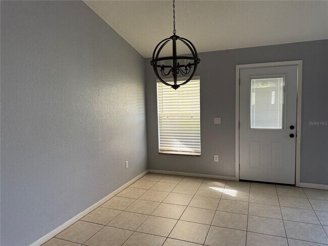 Building Photo - 14 Sunrise Dr