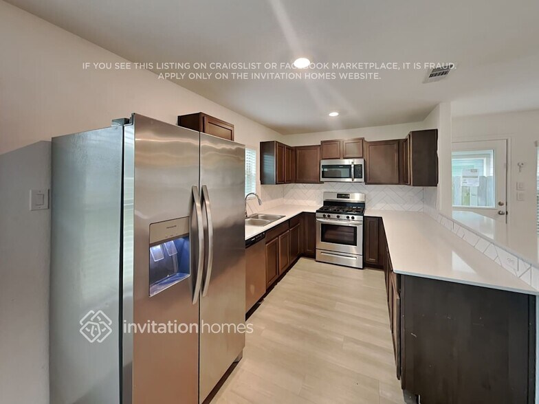 Building Photo - 18726 Faustina Way