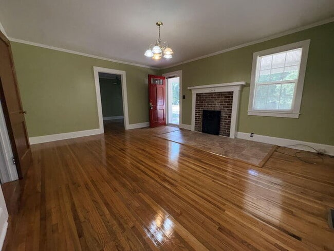 Building Photo - "Charming 3-Bedroom Retreat in Belton, SC - Perfect for Cozy Living!"