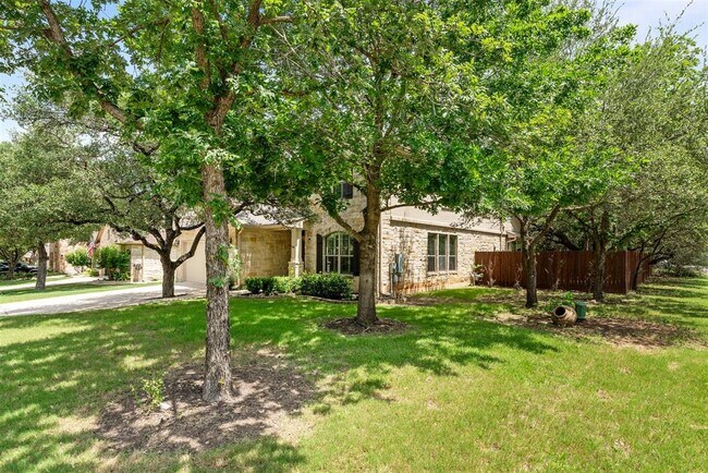 Building Photo - 420 Wild Rose Dr
