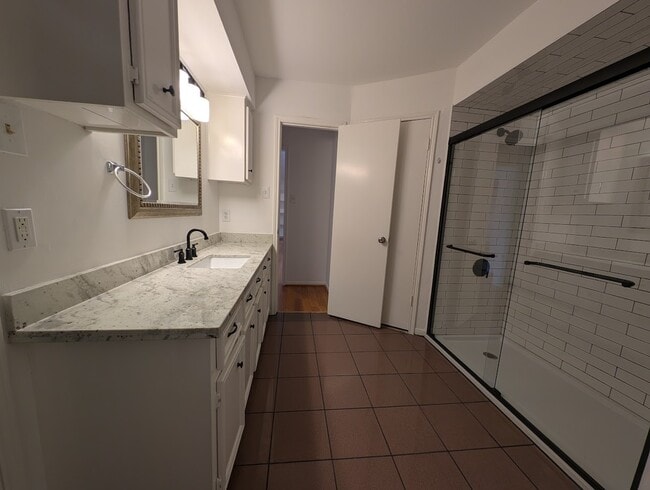 Building Photo - 14106 Locke Ln