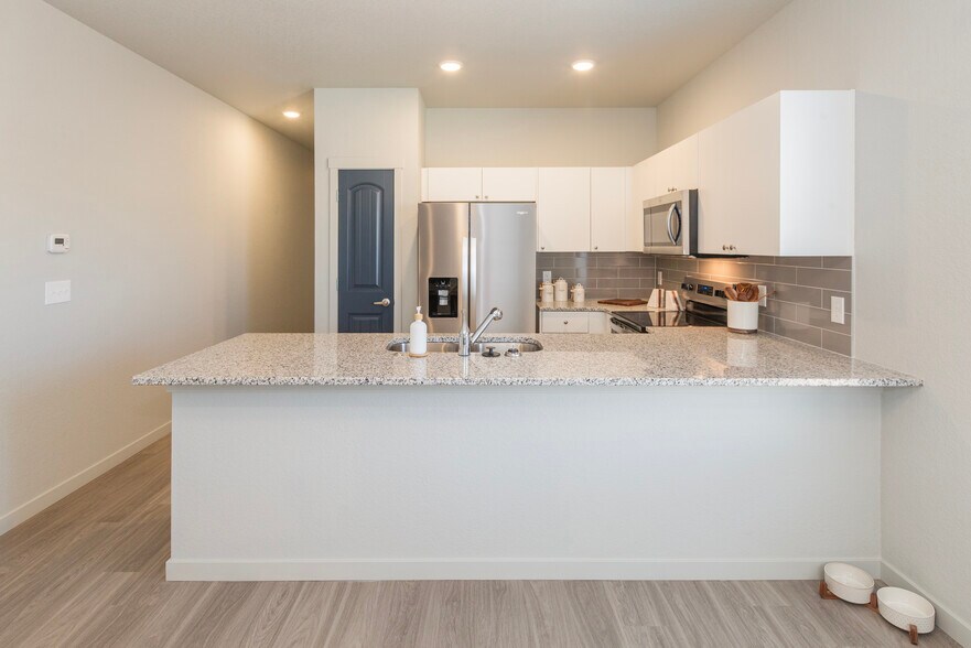 Building Photo - Cottages on the Boulevard