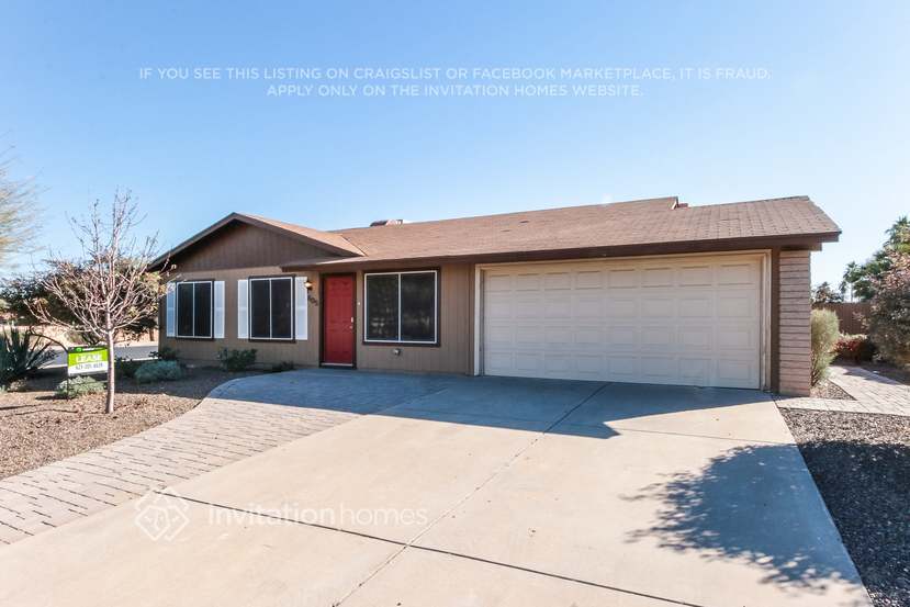 Building Photo - 805 W Harvard Dr