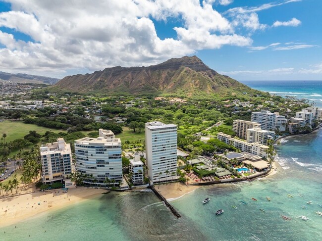 Building Photo - Colony Surf Luxe: Oceanfront 1BR w/ Diamon...