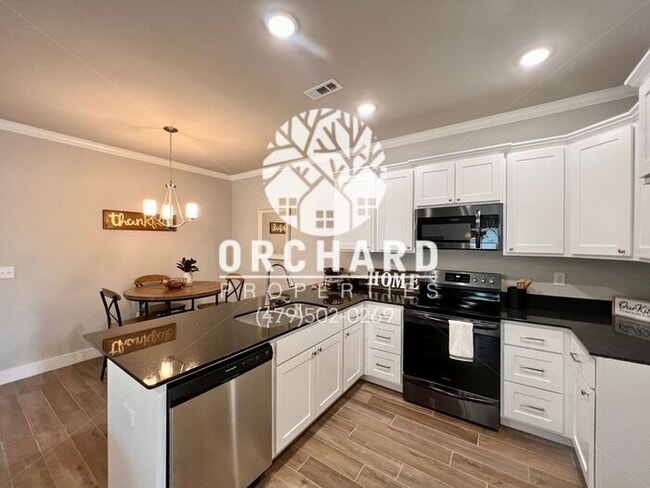 Building Photo - Haven | Duplex in Siloam Springs!