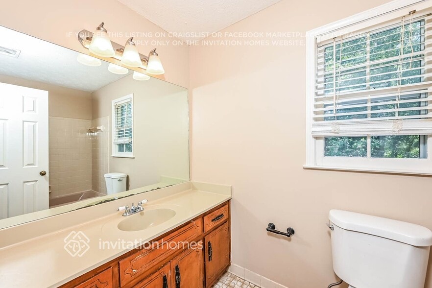 Building Photo - 3242 Skyland Glen Ct