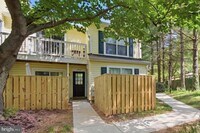 Building Photo - 18036 Rolling Meadow Way