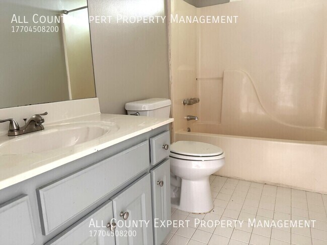 Building Photo - 1565 Ox Bridge Ct NW