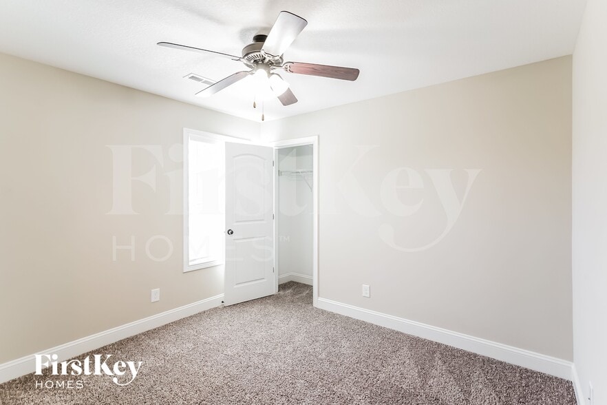 Building Photo - 309 Liberty Bell Ln
