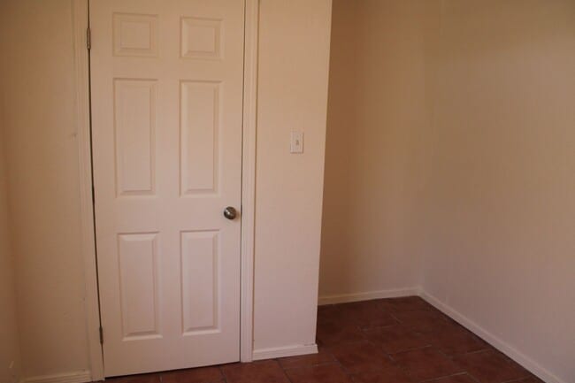 Building Photo - 10801 Donna Marie Dr