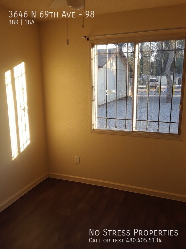 Building Photo - 3646 N 69th Ave