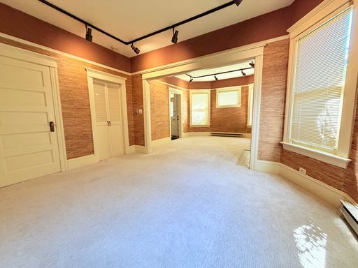 Building Photo - Charming & Historic Queen Anne Home - 1 Bedroom with Tons of Bonus Space!