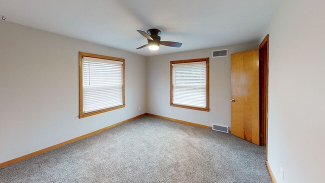 Building Photo - Charming 3-Bedroom, 2-Bath Single-Family H...
